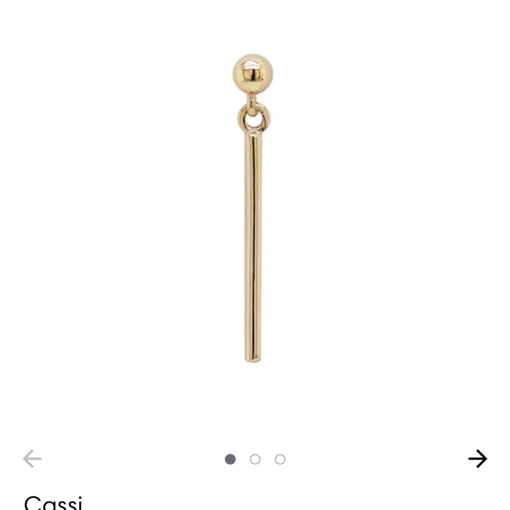Cassi Gold Bar Drop Threadless Earring